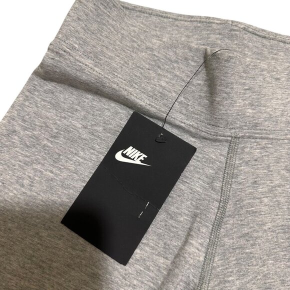Nike Women Size XS Essential Sportswear Grey Biker Shorts Mid-Rise Tight Fit NWT - Picture 5 of 8